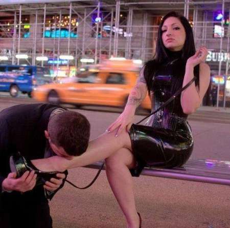 Photo de soumis cherche une femme dominante a rabat