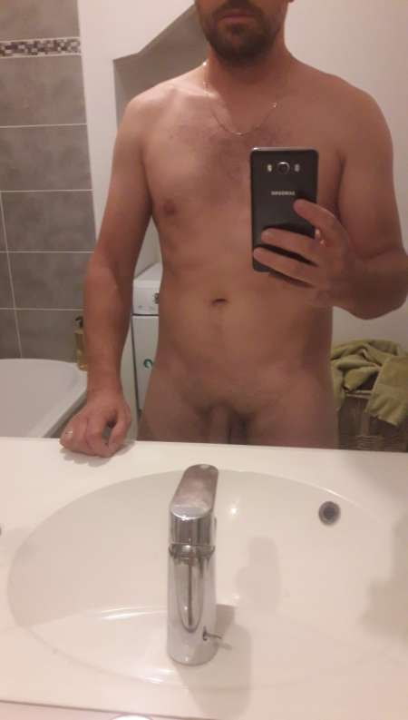 Photo de Cherche jolie coquine docile