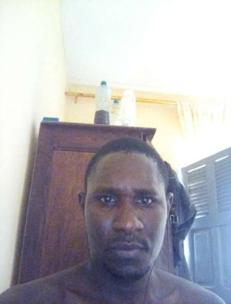 Photo de Je suis un jeun homme qui cherche une femme