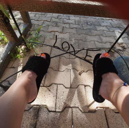Photo de Jolis pieds grande taille a s'occuper