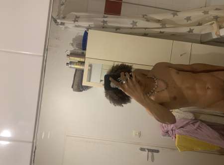 Photo de Homme cherche un plan q pour ce soir
