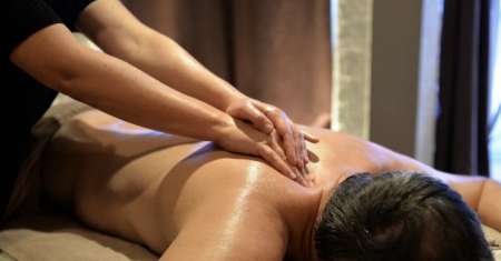 Photo de Cherche masseuse ou autre