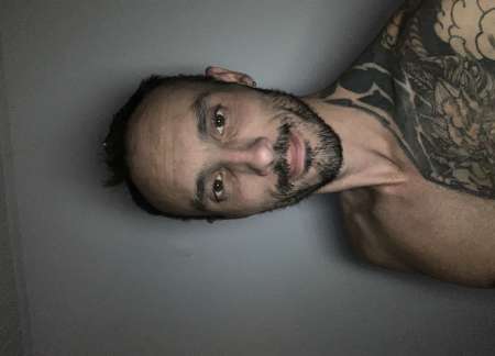 Photo de Bien monté pour du sexe sans tabou et sans retenu