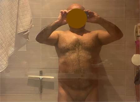Photo de  Annonce réservée aux femmes et non vénale