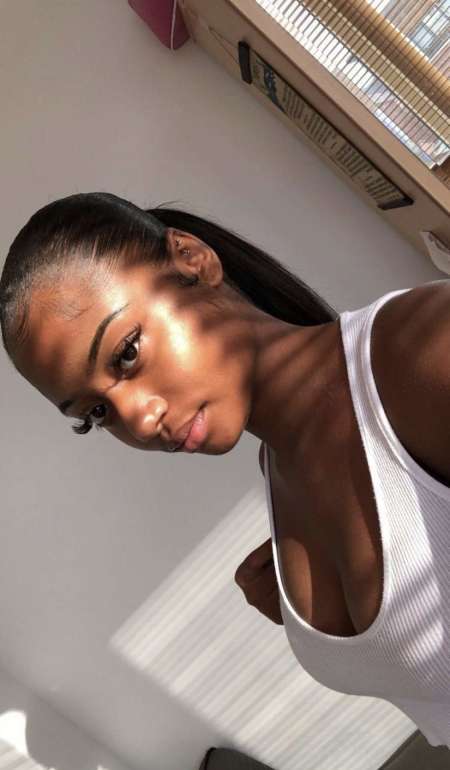 Photo de  Black charmante
