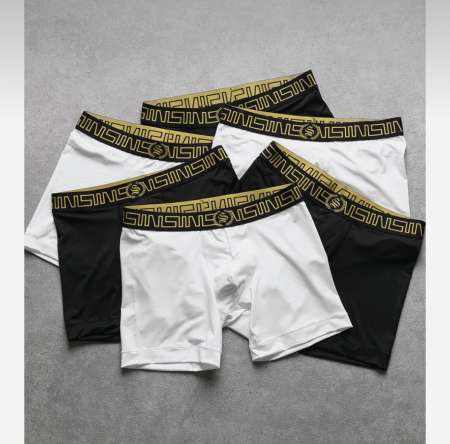 Photo de Caleçon/boxer/chaussettes contre ...