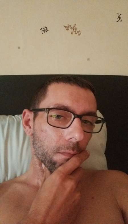 Photo de Cherche escorte réelle pour homme de 37 ans frança
