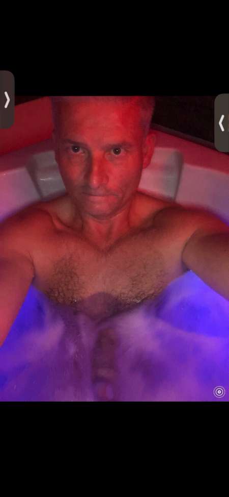 Photo de  Masseur pour femme