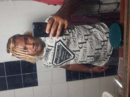 Photo de Cherche une JF mahoraise pr Gang Bang