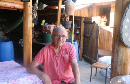 Photo de Homme mûr disponible