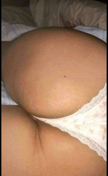 Photo de Couple cherche vrai xxl bite 22cm plus