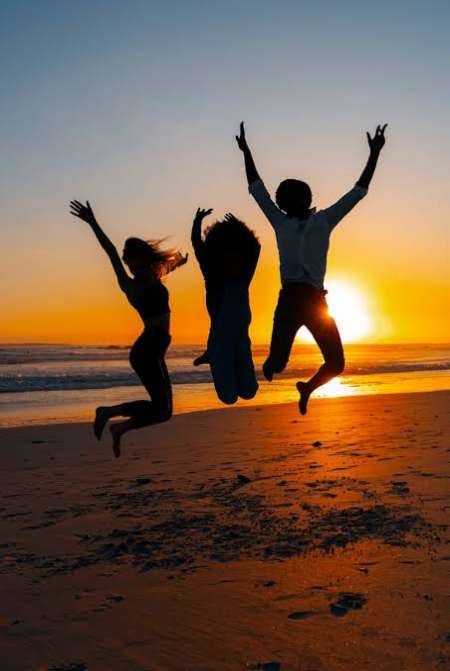 Photo de Jeunne Couple cherche une fille bisexuelle a rabat