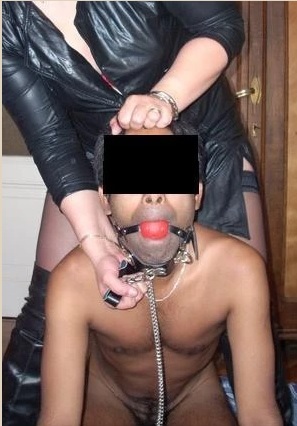Photo de Maîtresse Sadia, Dominatrice expérimentée