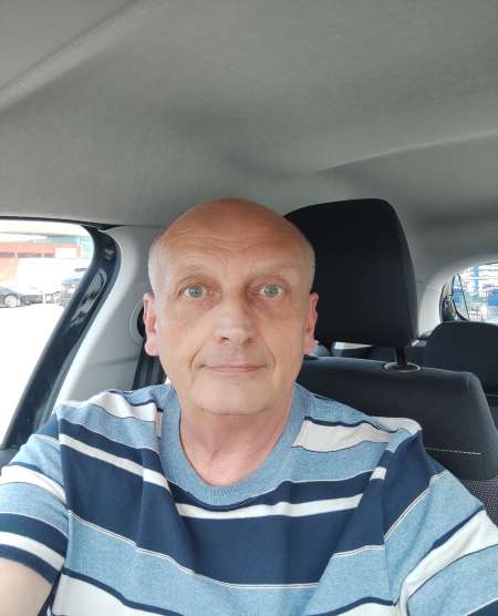 Photo de H 67 ans recherche femme pour petite rencontre