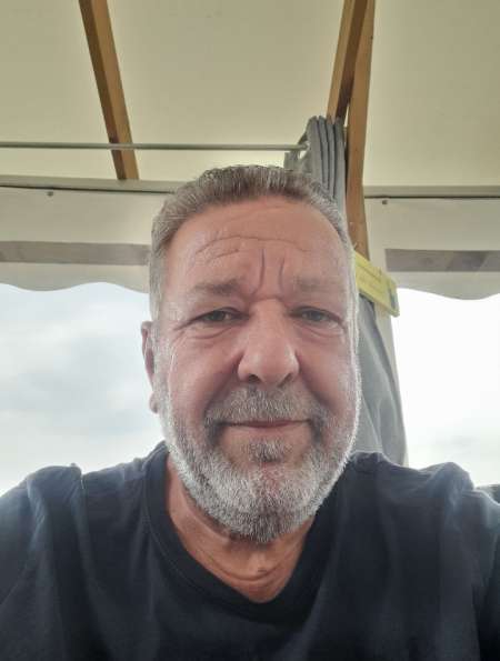 Photo de Homme mature pour jf et femme
