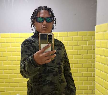 Photo de Jeune homme célibataire