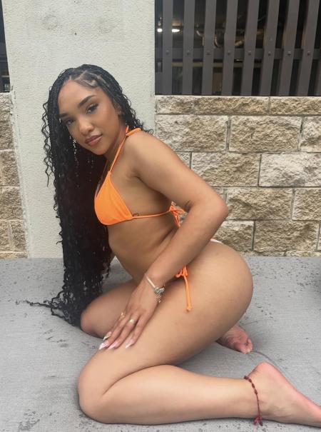 Photo de Yasmin galet jolie chabina sexi
