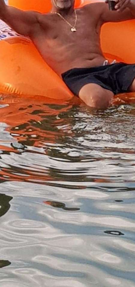 Photo de Homme 48 ans bon bricoleur pour femme