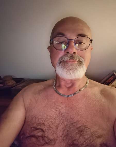 Photo de Je suis un homme recherchant une femme indifféren