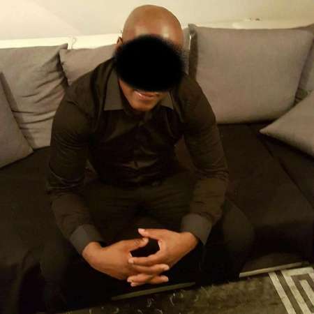 Photo de Homme black marié pour............FEMME