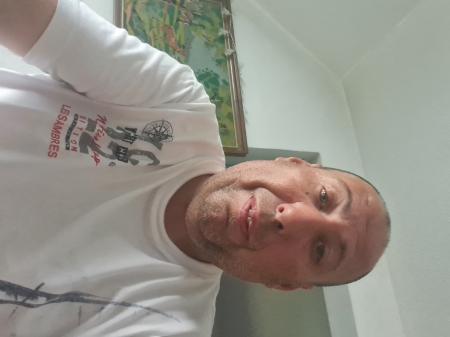 Photo de cherche femmes pour désguté son petit abricot
