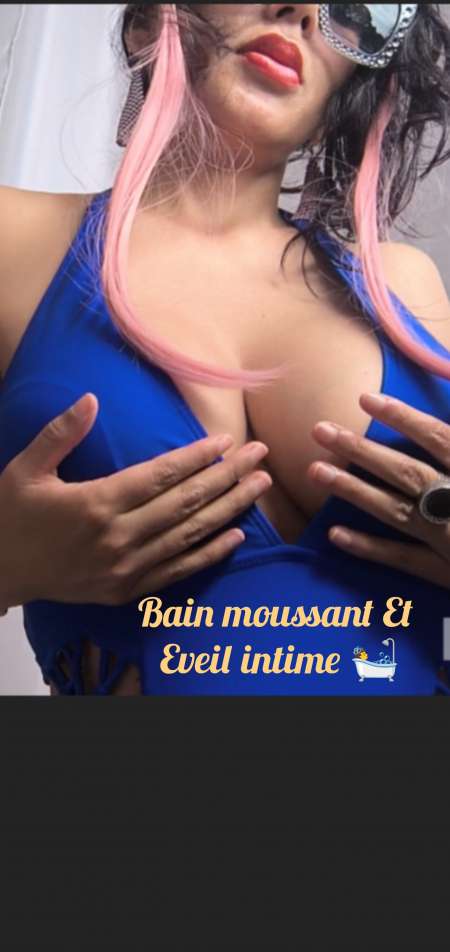 Photo de **MASSAGE TANTRIQUE BODY BODY PROSTATIQUE**