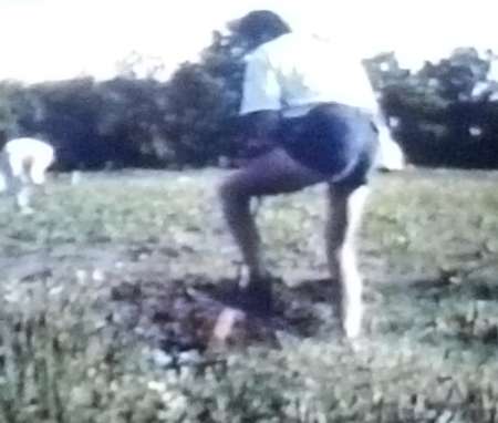 Photo de Jardinier cherche terrain avec fessées ds le 49