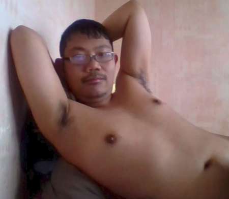 Photo de jeune asiatique nu pour te faire jouir