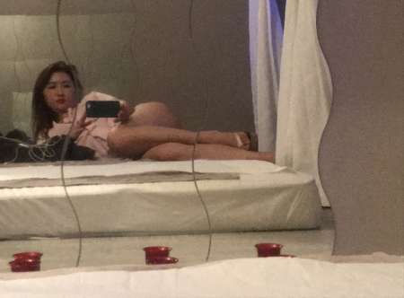 Photo de bonne masseuse asiatique a Rochefort