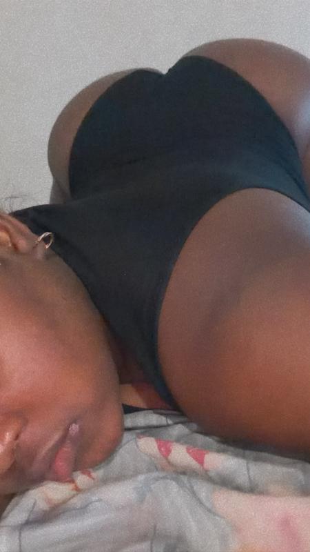 Photo de EXPERT EN LEVRETTE ORIGINAL,NEGRESSE NATURELLE
