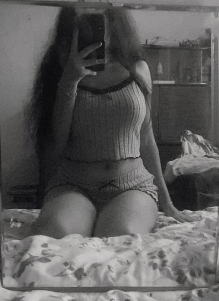 Photo de Femme charmante passionnée dispo de suite